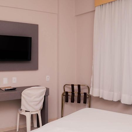 Abba Hotel Betim Kültér fotó